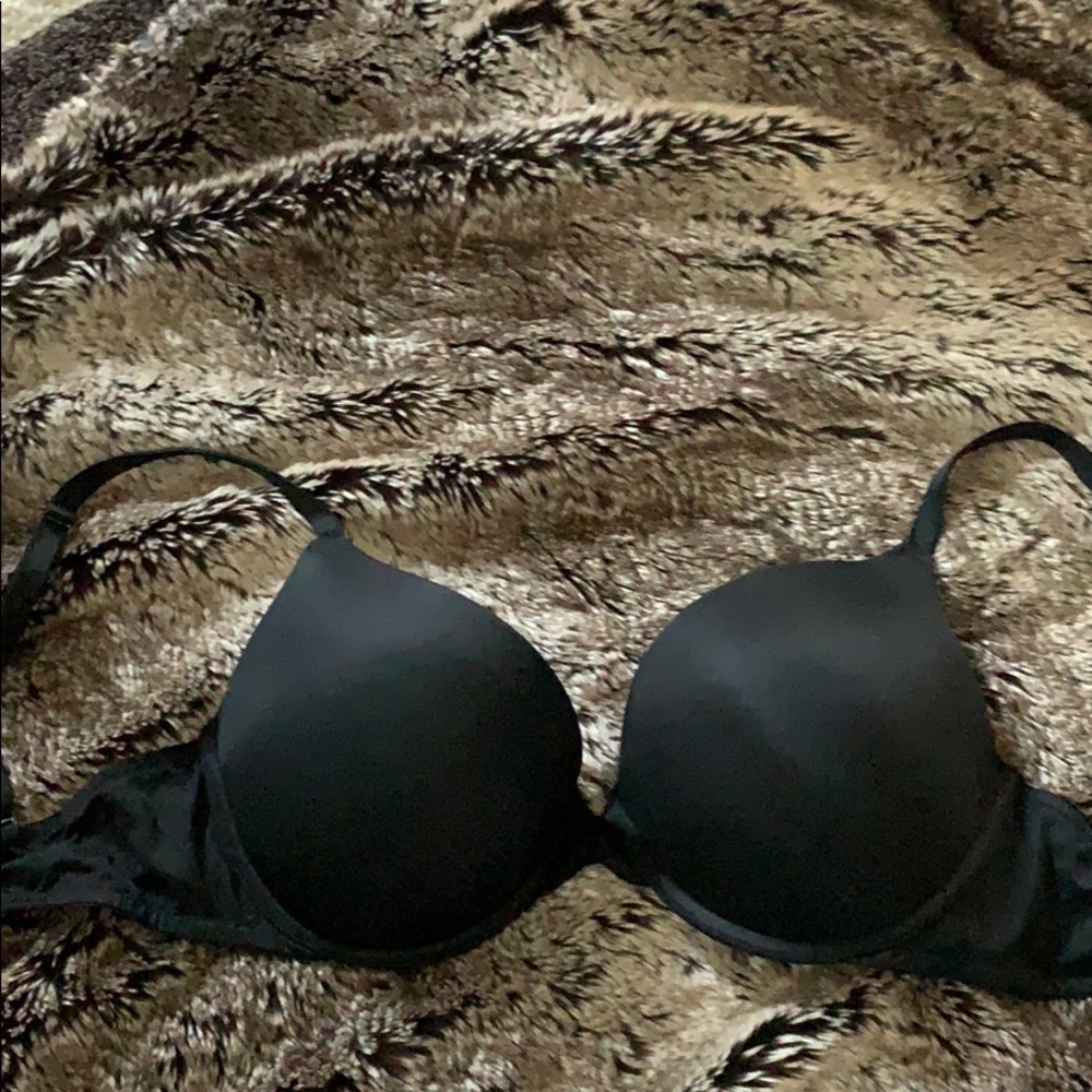 VS PINK Wear Everywhere Push-up Bra